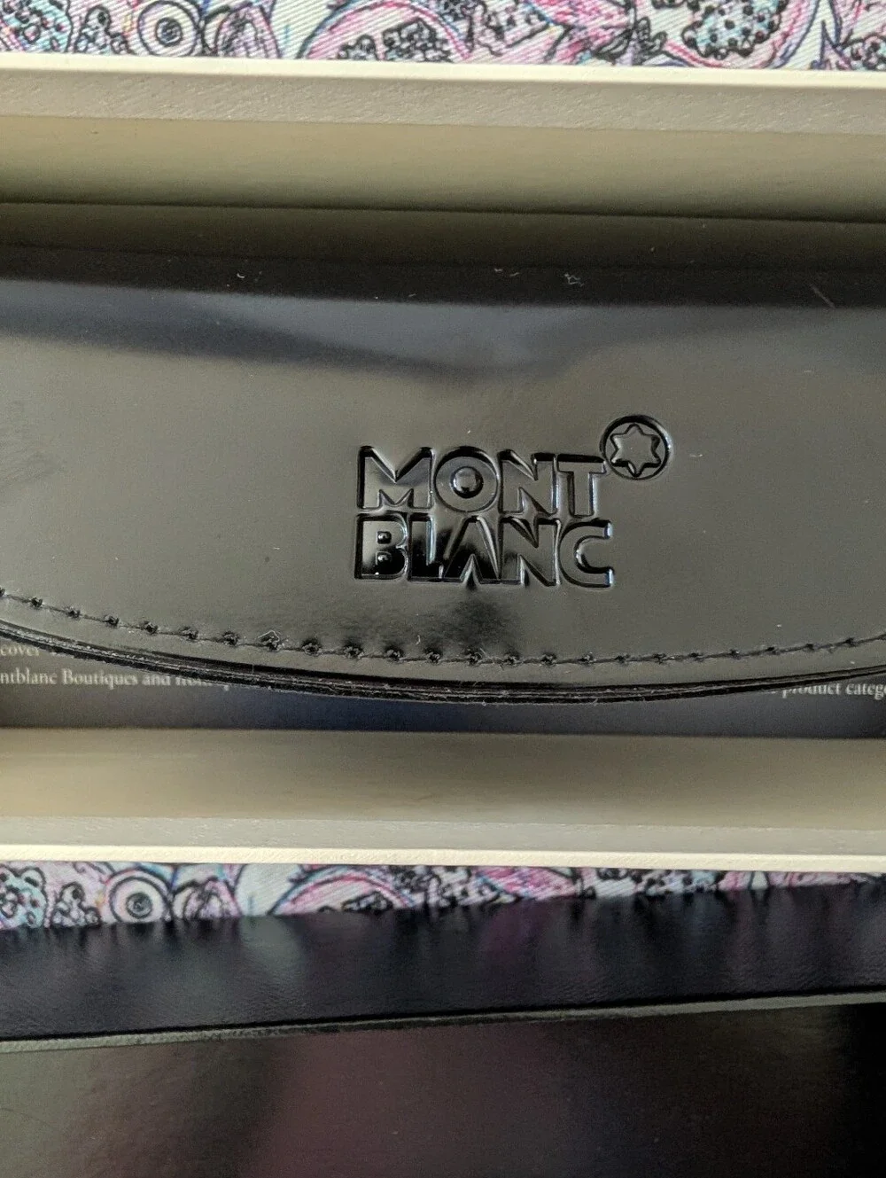 Montblanc Leather Glasses Case, Star Emblem, original white microfiber Cloth